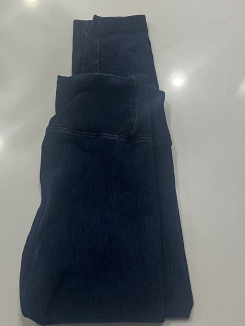 Lysse Denim Legging (28" Inseam) - Picture 4 of 10